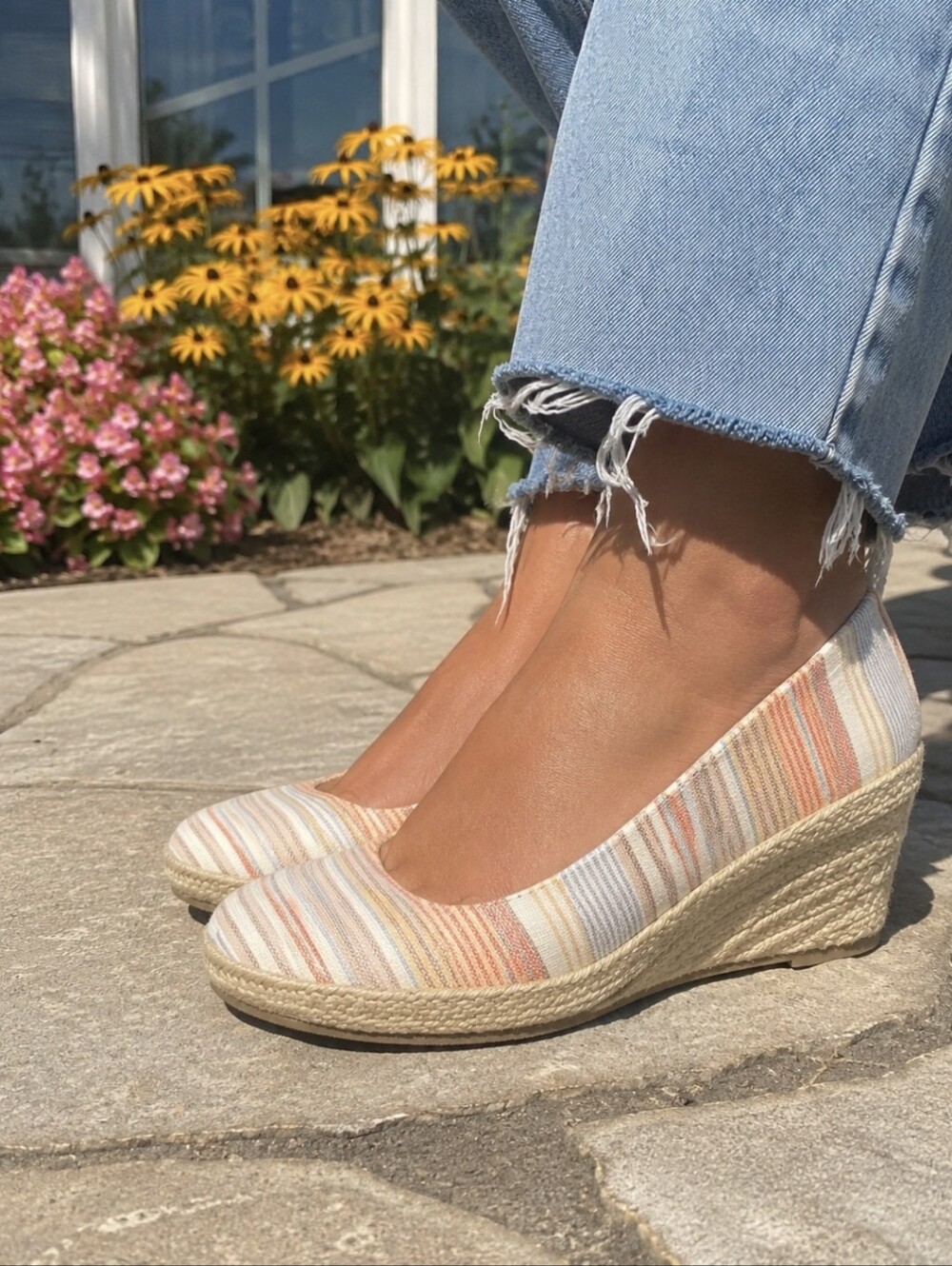 American Eagle Striped Espadrille Wedge Flats Multicolor Size 7.5